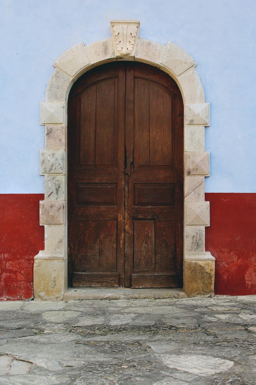 Serramento in legno ad arco